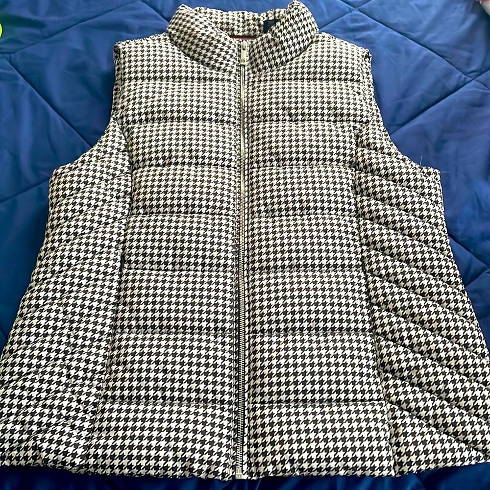 Like new Tommy Hilfiger puffer vest